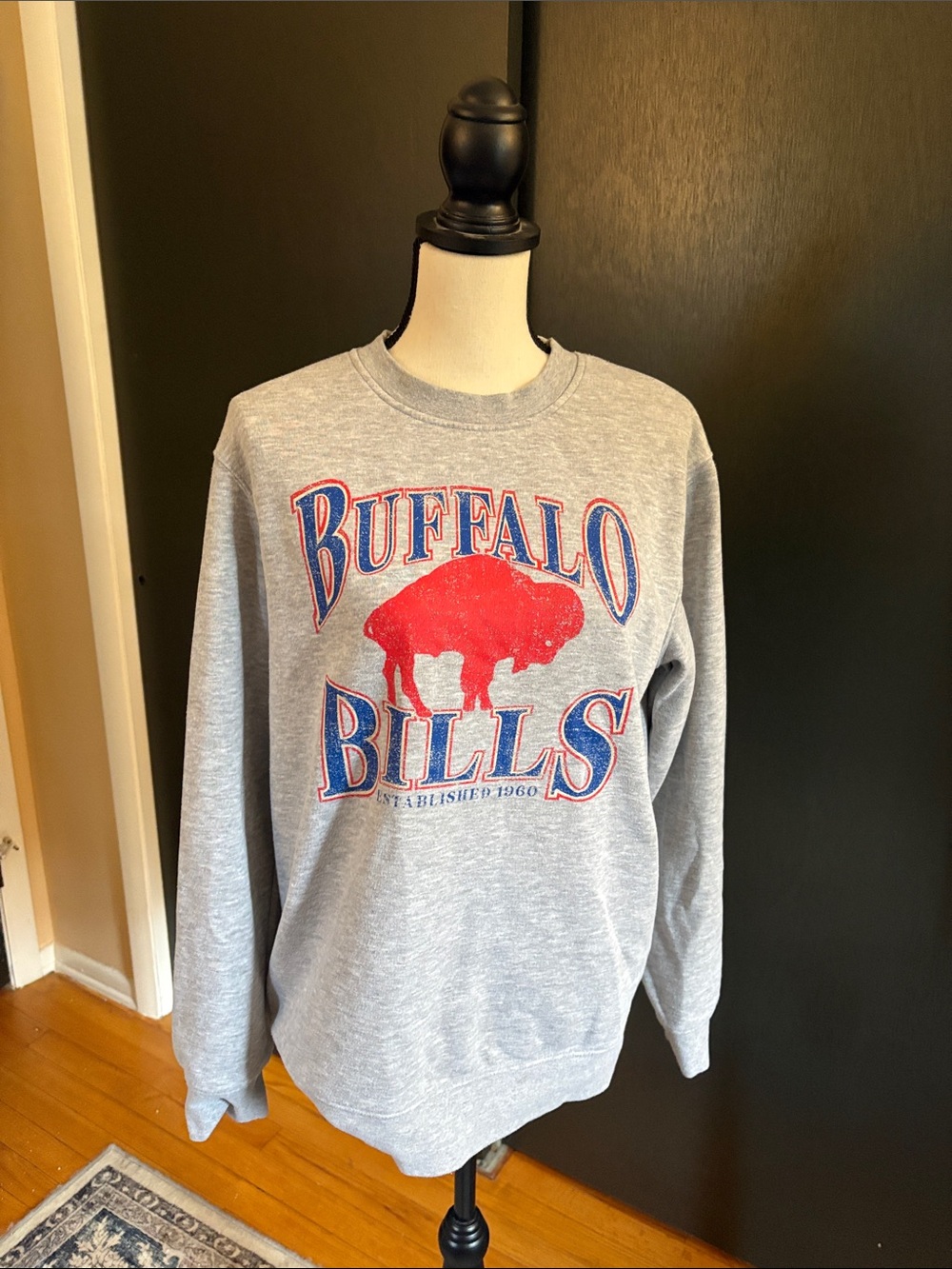 Fanatics Gray Buffalo Bills Crewneck with Red and Blue Graphic